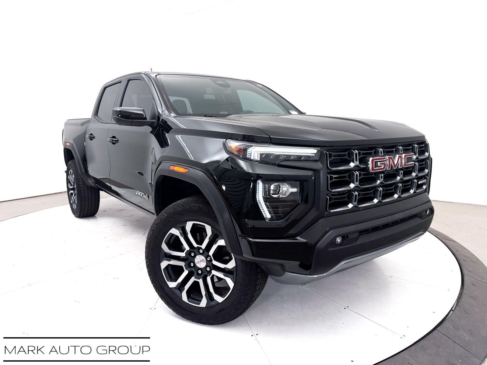  2023 GMC Canyon AT4 Crew Cab 4WD   