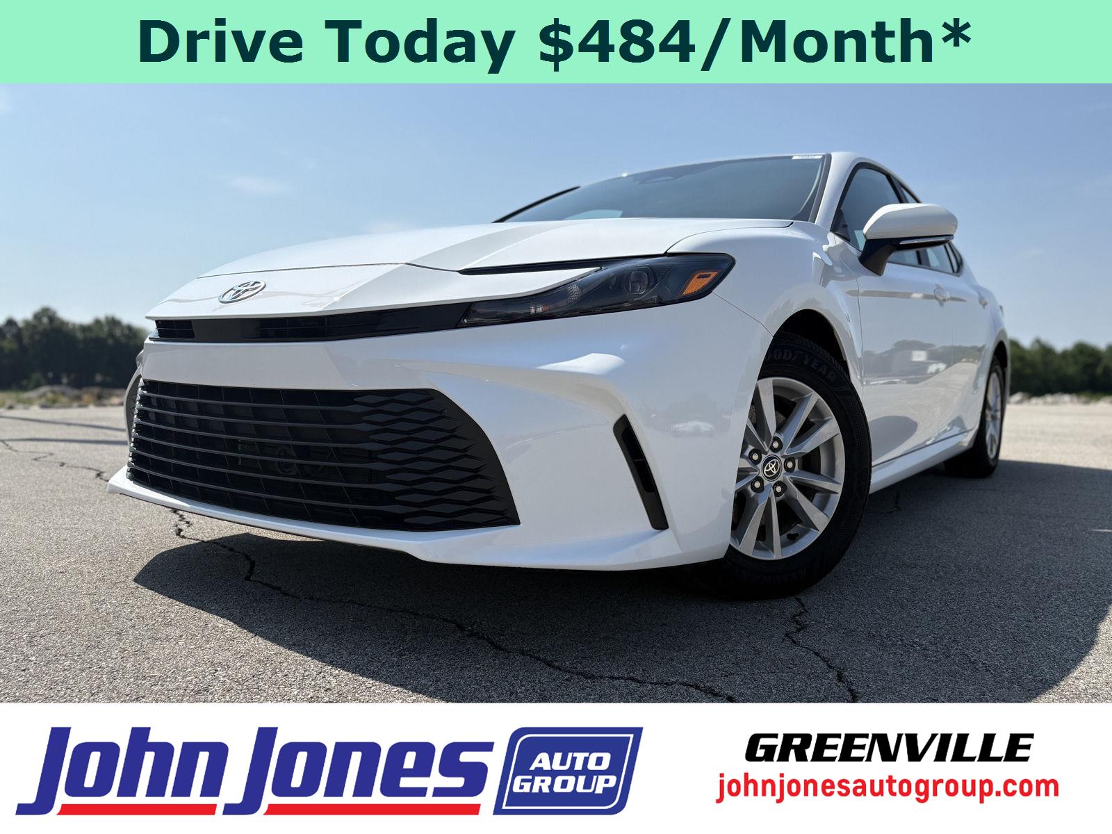 2025 Toyota Camry SE FWD