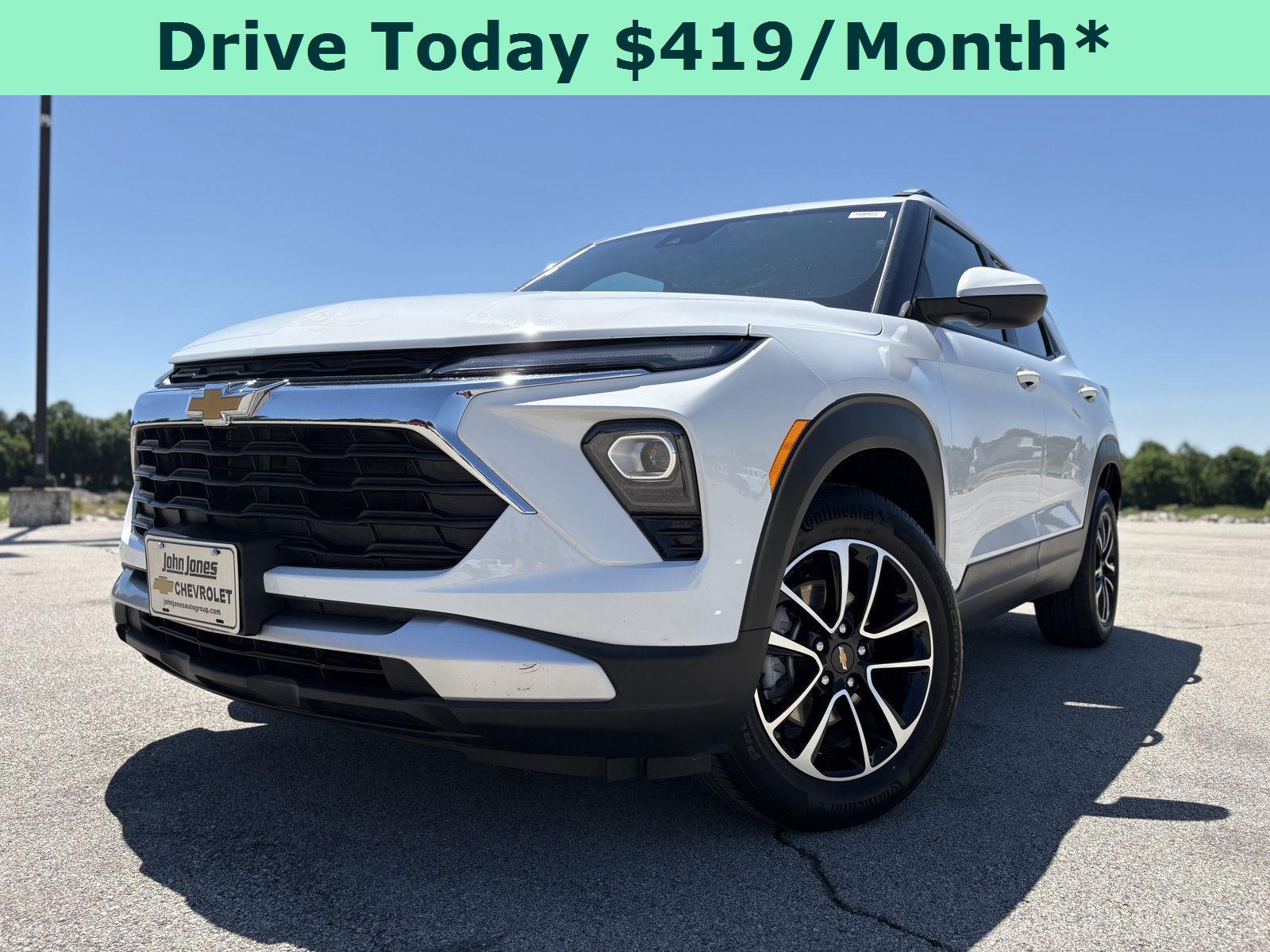 Summit White 2025 Chevrolet Trailblazer SUV / Crossover Four-Wheel Drive 9-Speed Automatic