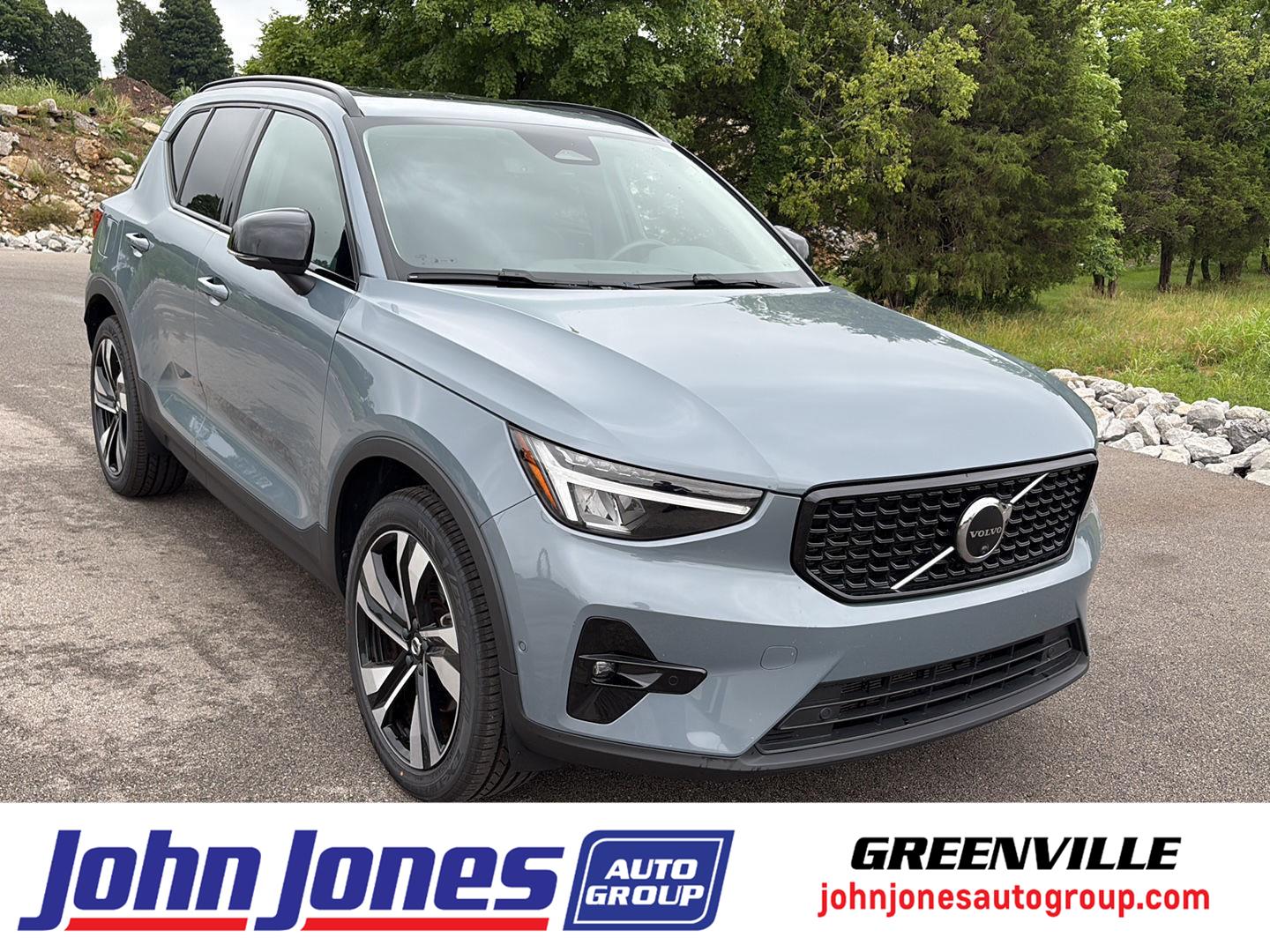 Blue 2023 Volvo XC40 SUV / Crossover All-Wheel Drive 