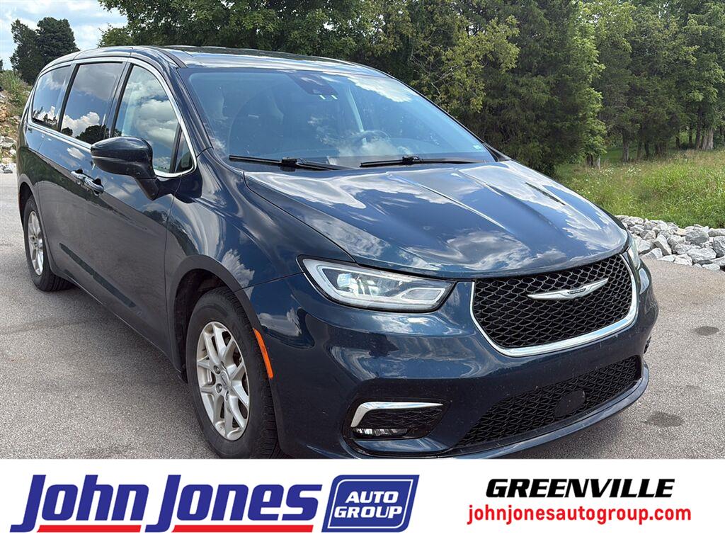 Fathom Blue Pearlcoat 2023 Chrysler Pacifica Minivan Front-Wheel Drive 9-Speed Automatic