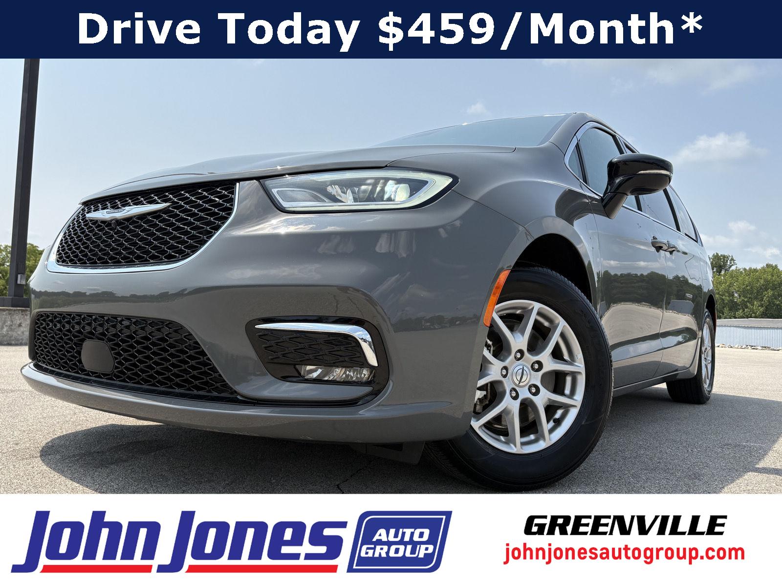 Ceramic Gray Clearcoat 2025 Chrysler Pacifica Minivan Front-Wheel Drive 9-Speed Automatic