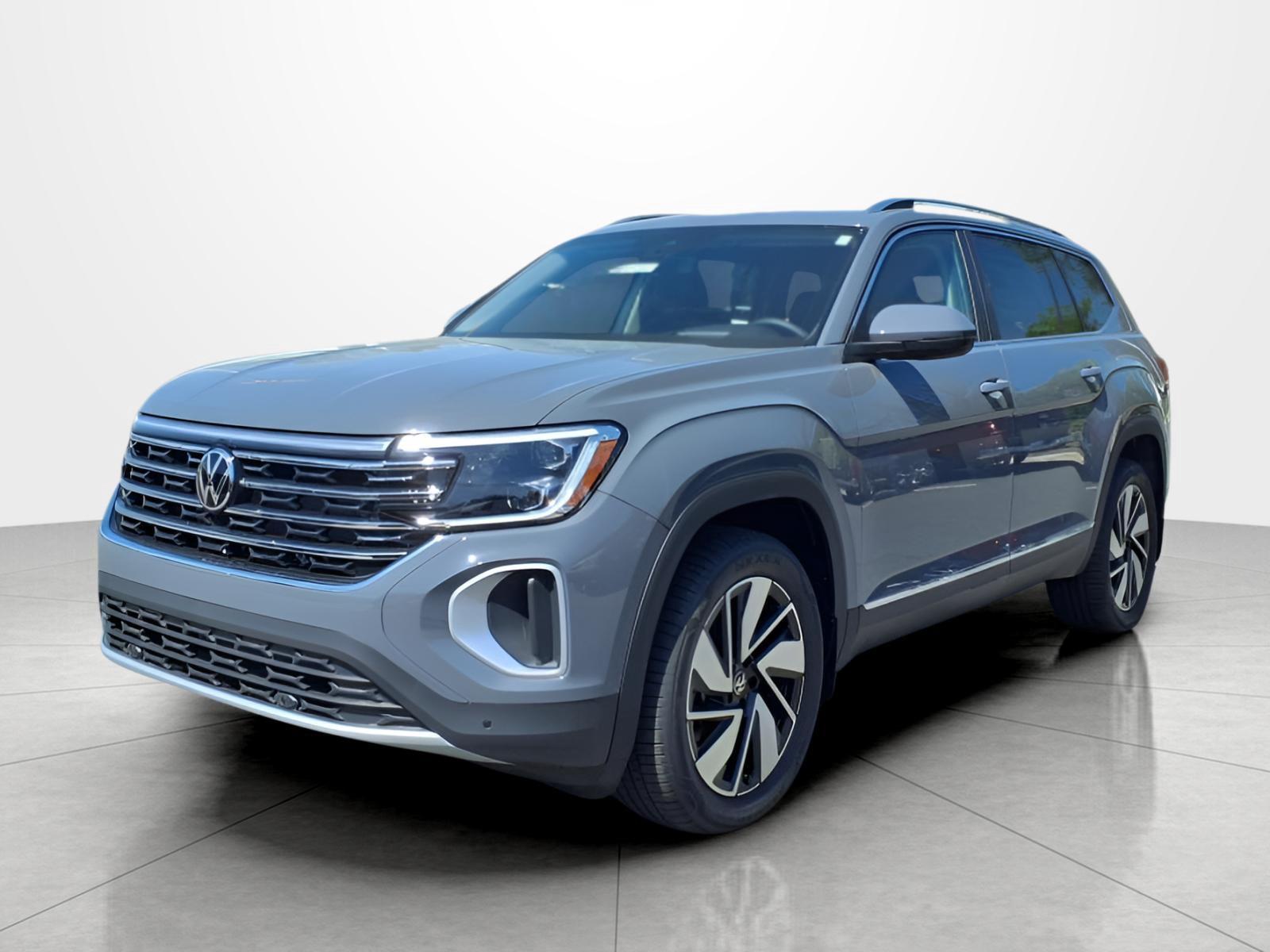 Pure Gray 2025 Volkswagen Atlas SUV / Crossover All-Wheel Drive Automatic
