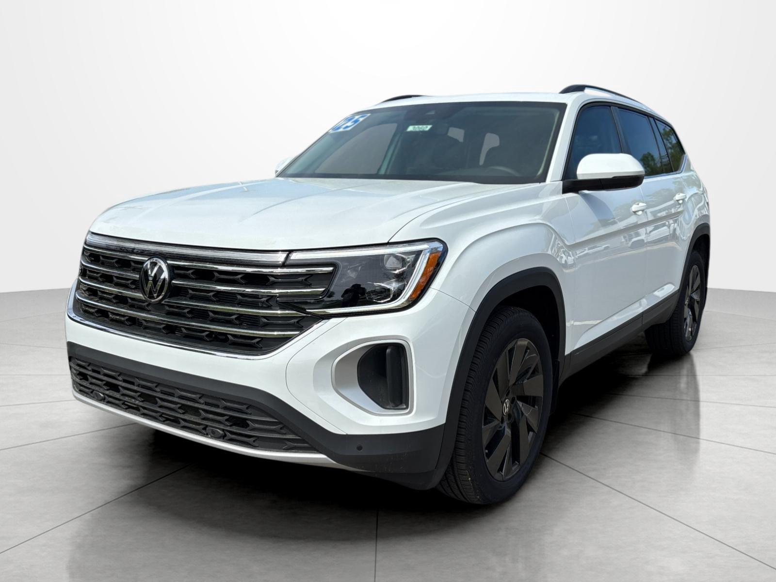 Pure White 2025 Volkswagen Atlas SUV / Crossover All-Wheel Drive Automatic