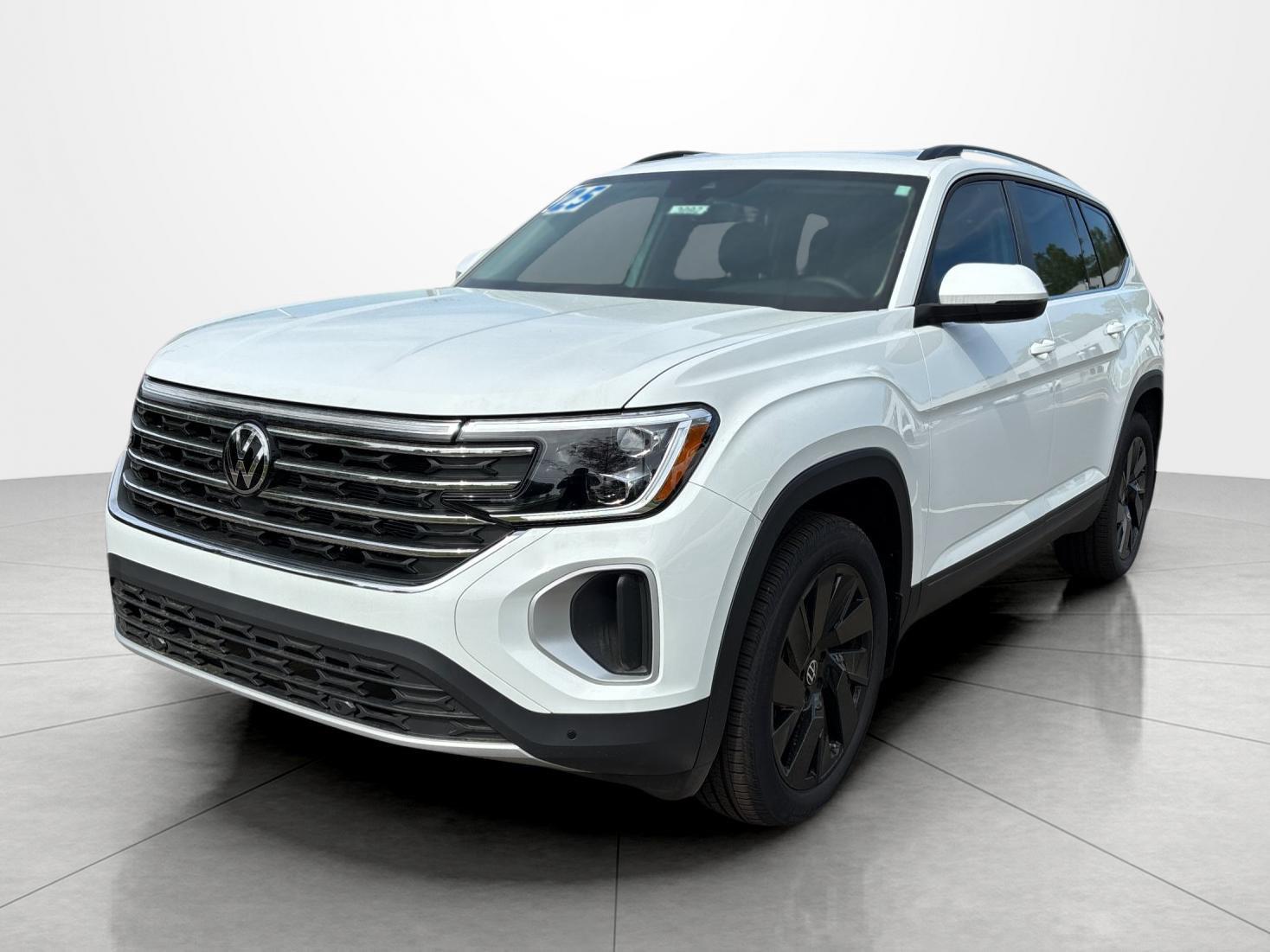 Pure White 2025 Volkswagen Atlas SUV / Crossover All-Wheel Drive Automatic