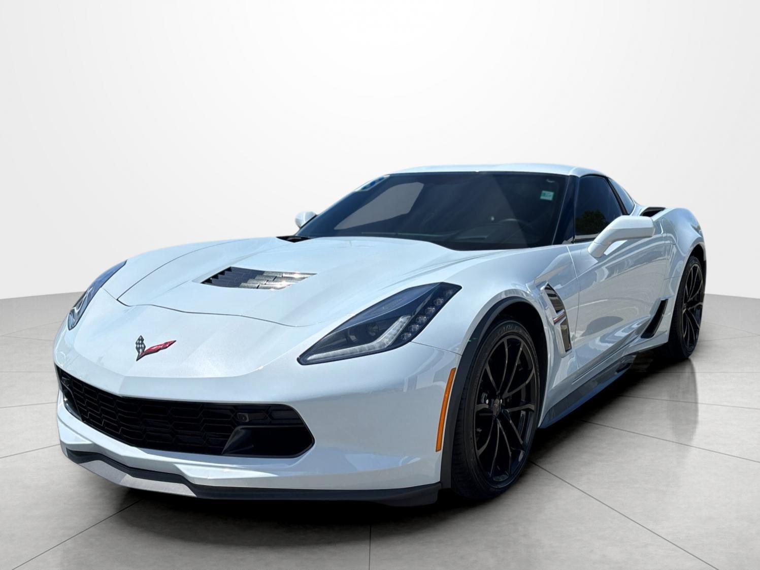 Ceramic Matrix Gray Metallic 2018 Chevrolet Corvette Grand Sport 2LT Coupe RWD Coupe Rear-Wheel Drive 8-Speed Automatic