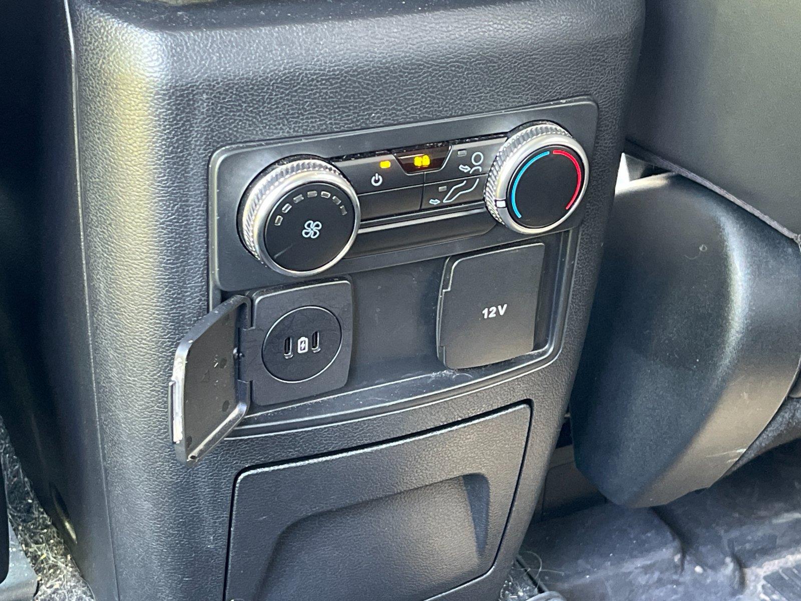 Used 2023 Agate Black Ford XLT image 33