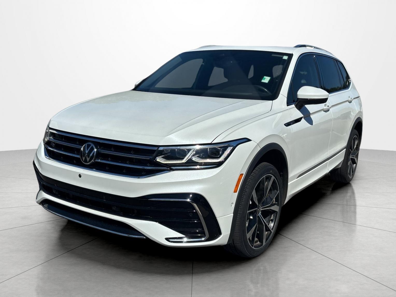 2022 Volkswagen Tiguan SEL R-Line 4Motion SUV / Crossover All-Wheel Drive Automatic