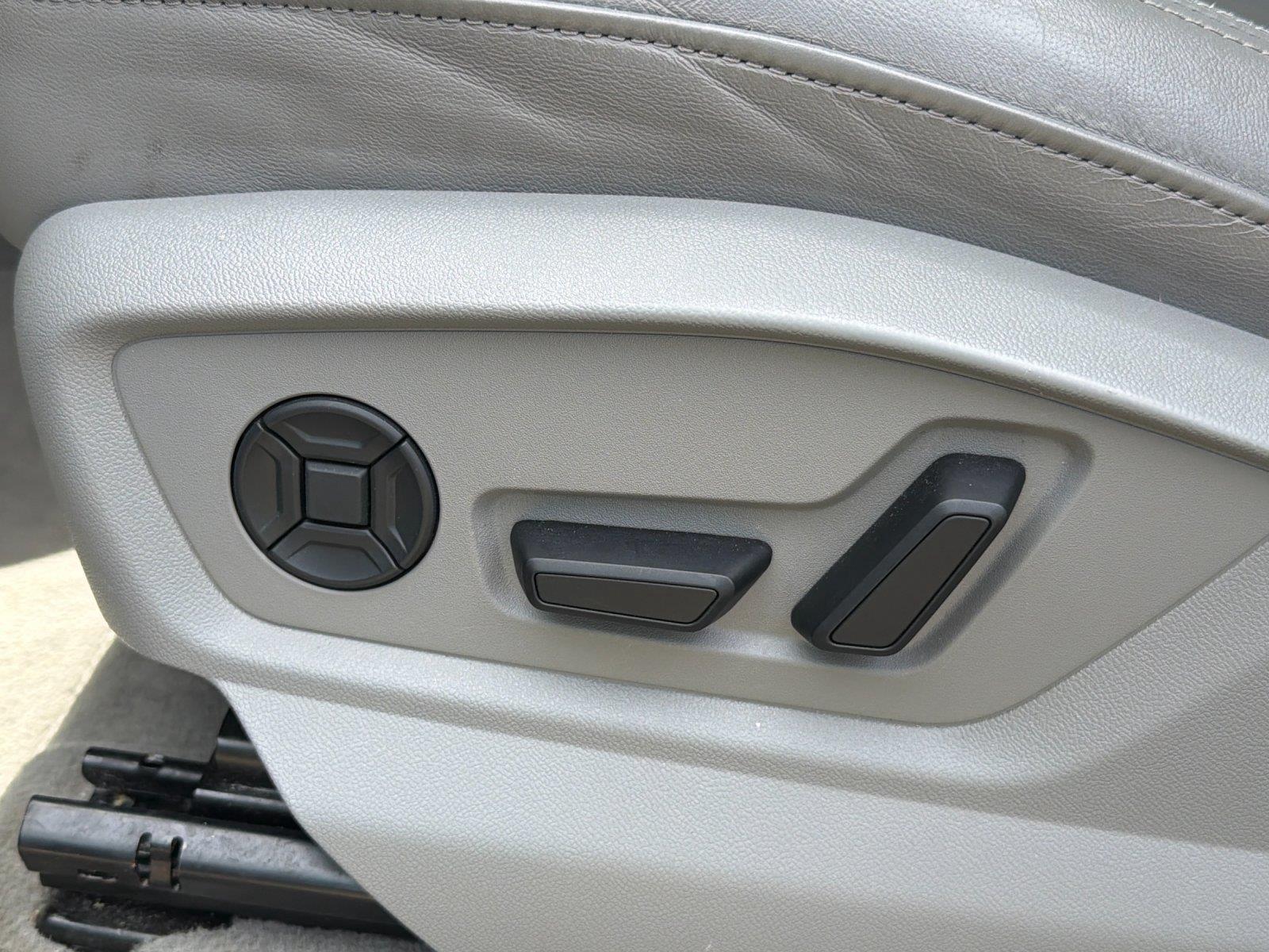 Used 2024  Audi Premium Plus image 15