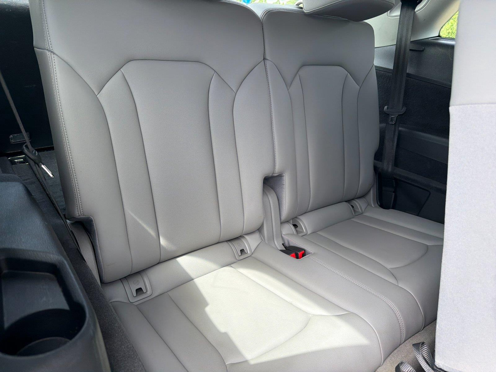 Used 2024  Audi Premium Plus image 38