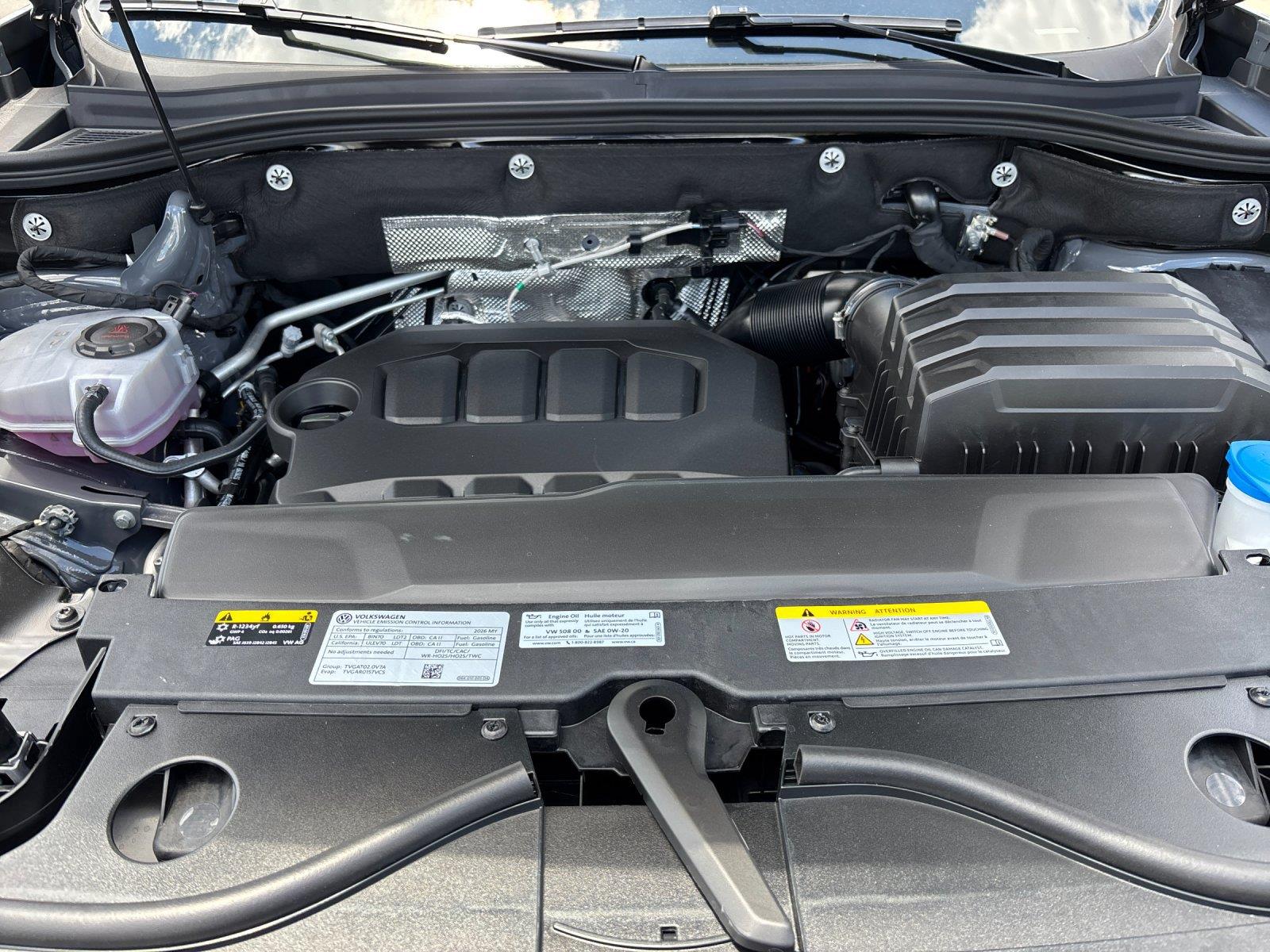 New 2026 pure gray Volkswagen 2.0T SE w/Technology image 9