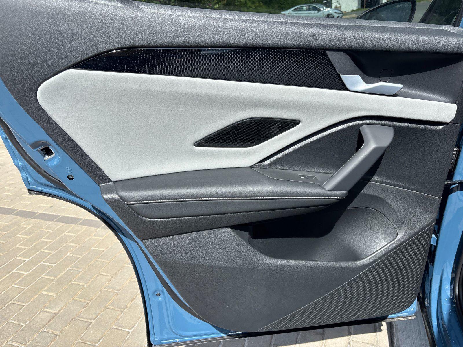 New 2026 monterey blue pearl Volkswagen SE R-Line Black image 31