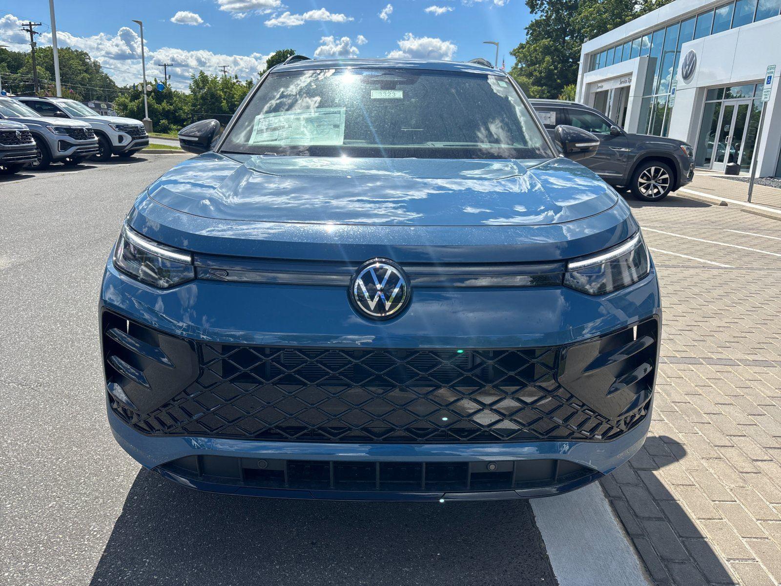 New 2026 monterey blue pearl Volkswagen SE R-Line Black image 8