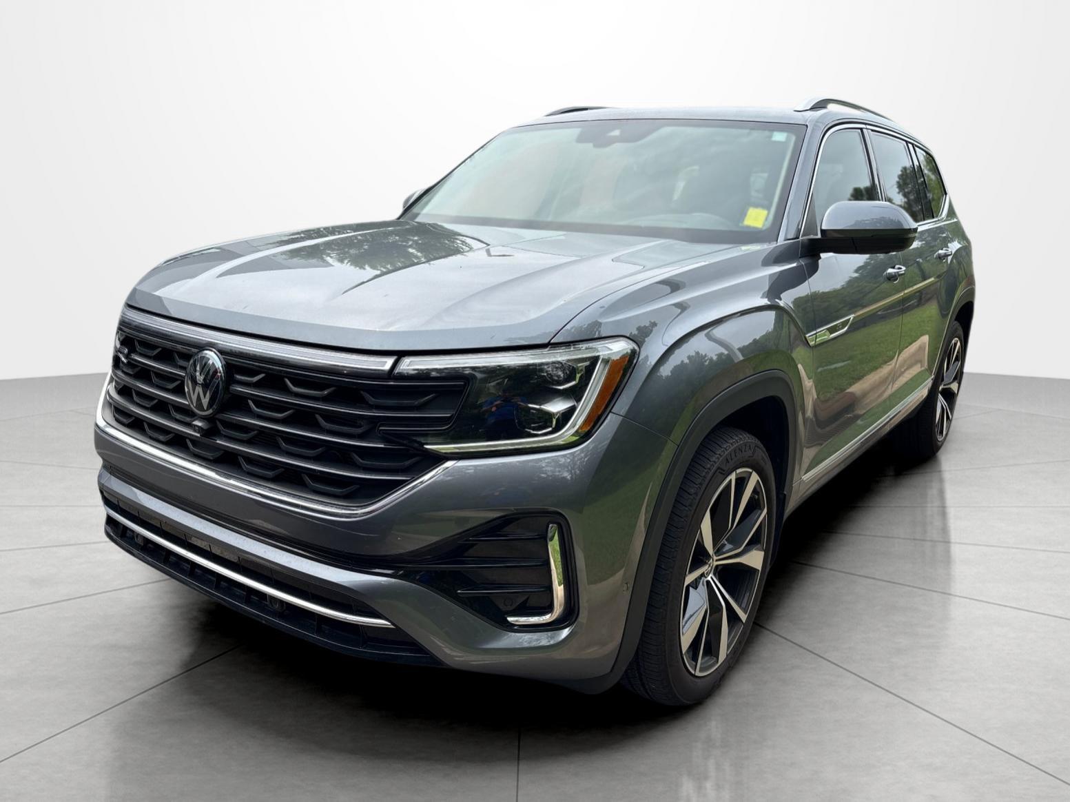 Platinum Gray Metallic 2024 Volkswagen Atlas SUV / Crossover All-Wheel Drive Automatic