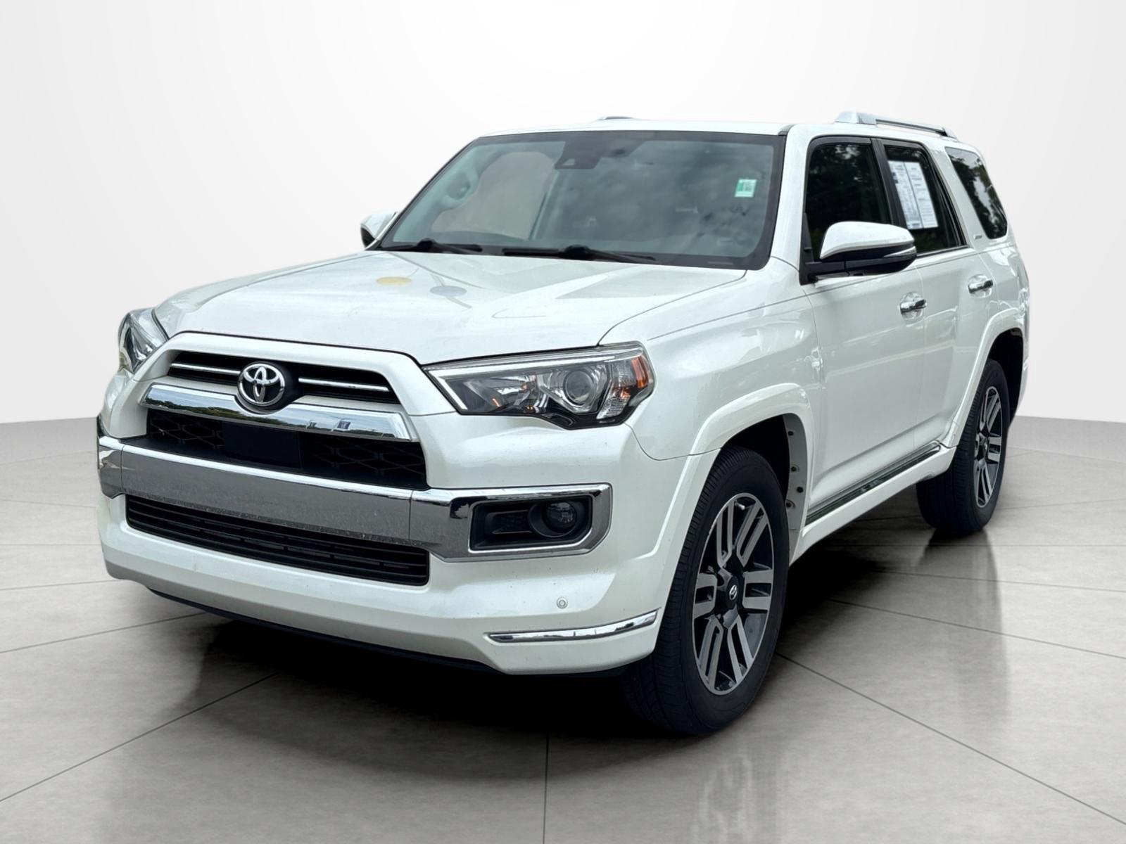 White (Blizzard Pearl) 2020 Toyota 4Runner SUV / Crossover 4X2 Automatic