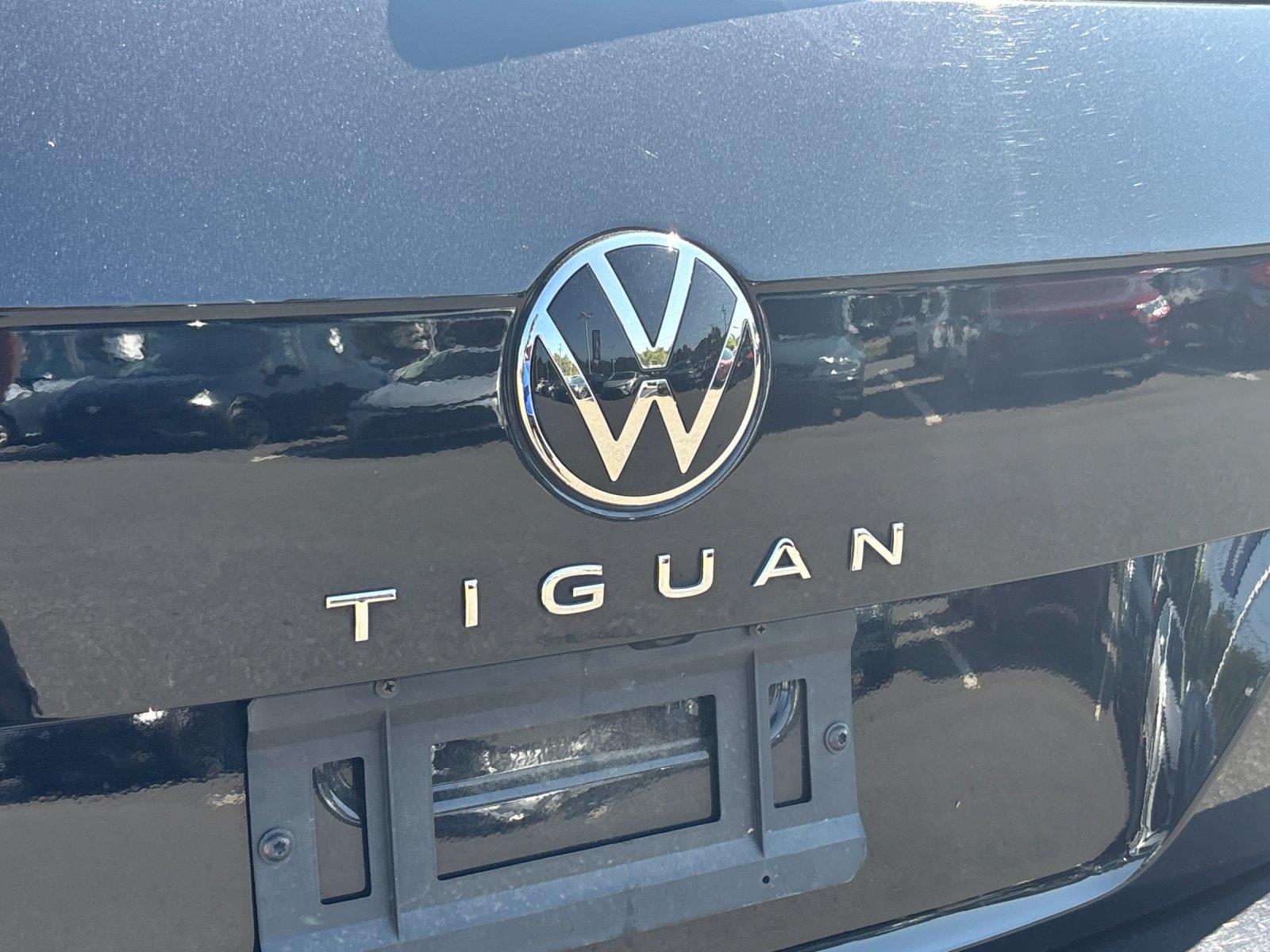 Certified Used 2023  VOLKSWAGEN SE image 10
