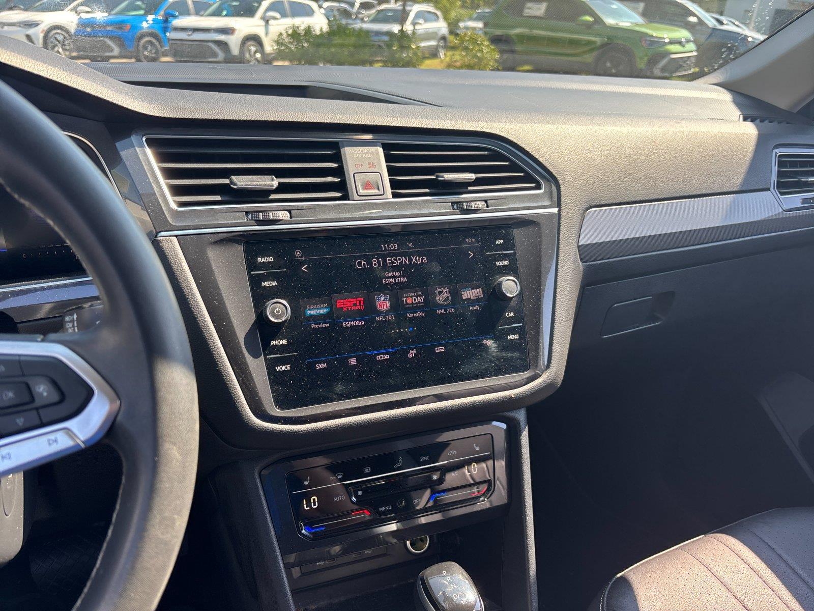 Certified Used 2023  VOLKSWAGEN SE image 27
