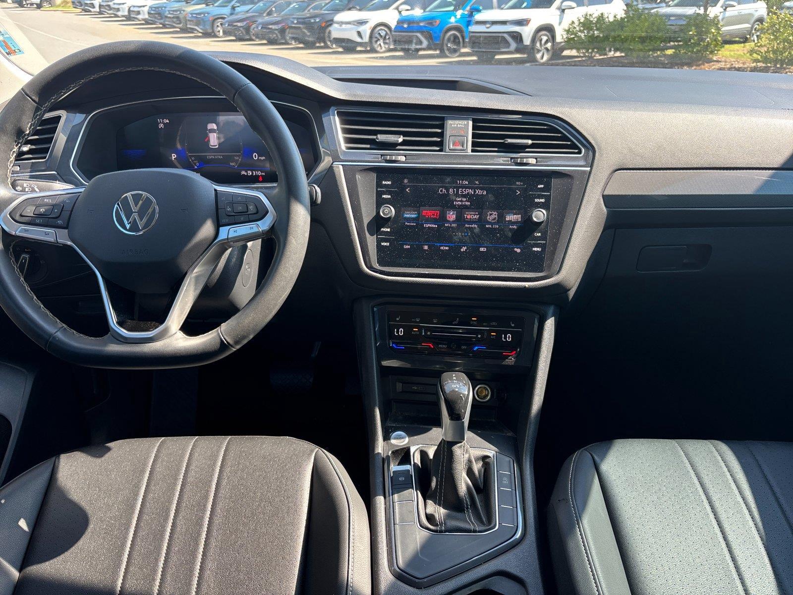 Certified Used 2023  VOLKSWAGEN SE image 33