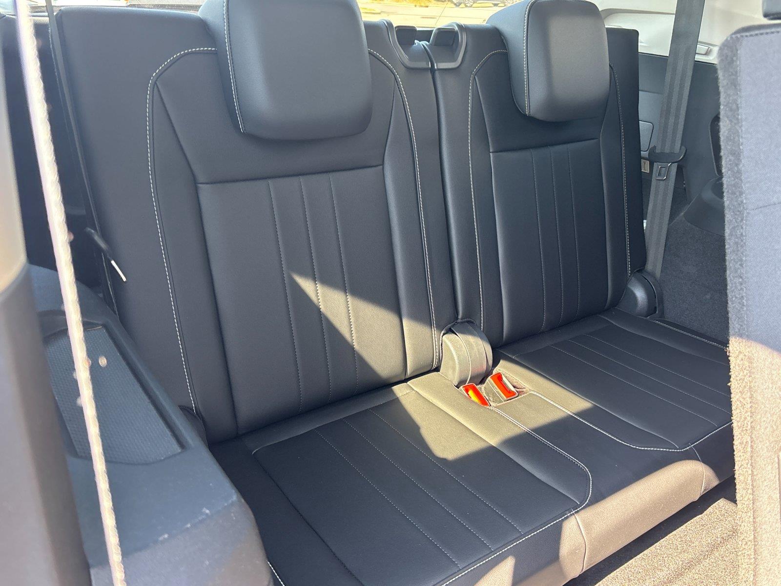 Certified Used 2023  VOLKSWAGEN SE image 37