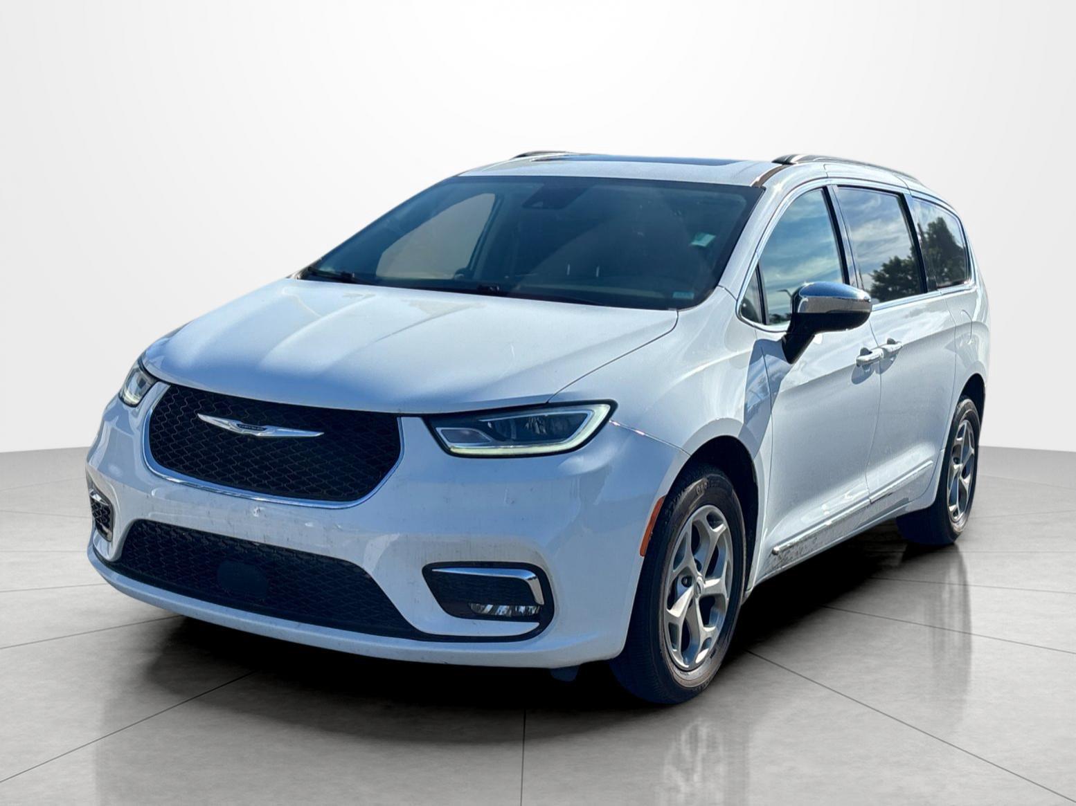 2023 Chrysler Pacifica Limited AWD