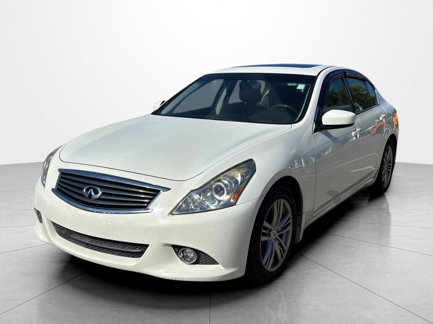 Moonlight White 2013 INFINITI G37 Sedan Rear-Wheel Drive Automatic