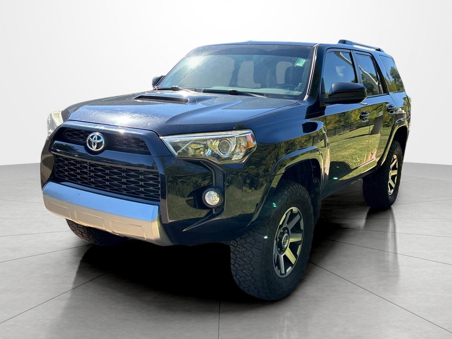 Midnight Black Metallic 2018 Toyota 4Runner SUV / Crossover Four-Wheel Drive Automatic