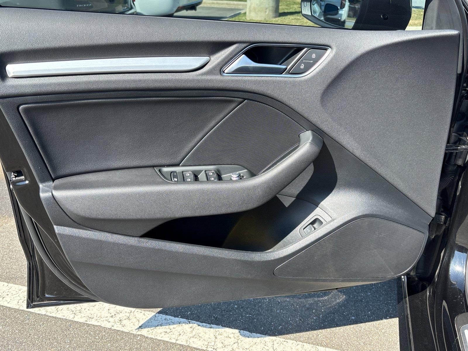 Used 2016 Mythos Black Metallic Audi Premium Plus image 13