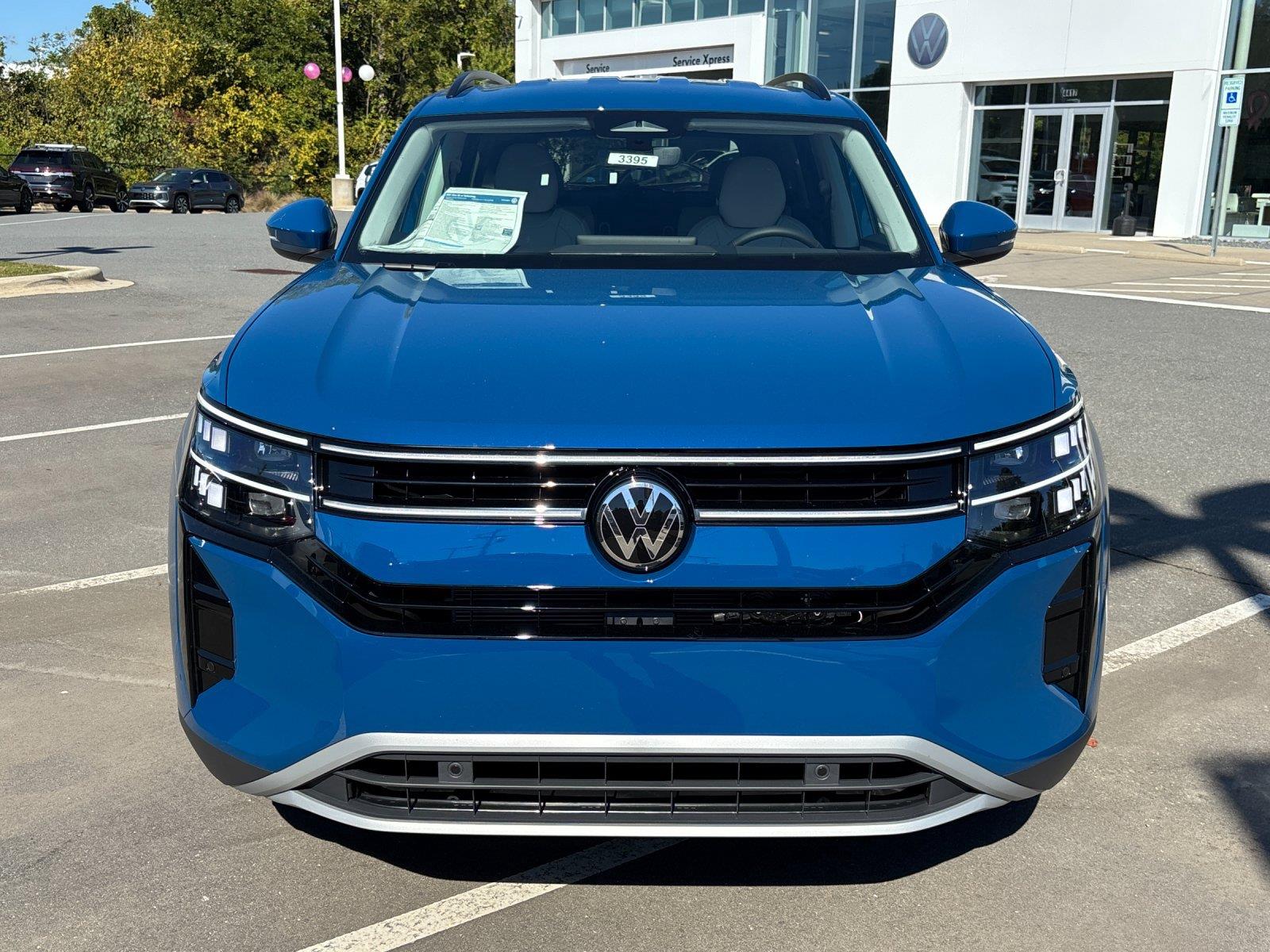 New 2027 Mountain Lake Blue Metallic Volkswagen SE w/Technology image 8