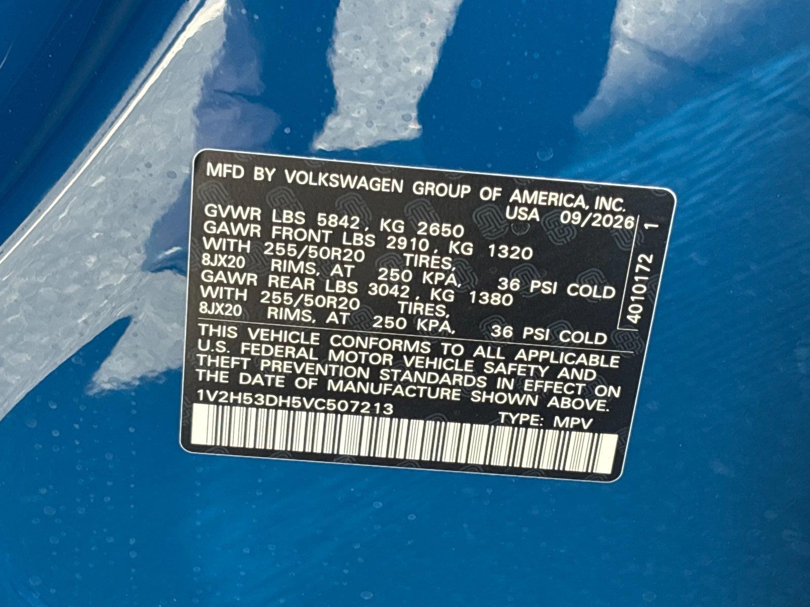 New 2027 Mountain Lake Blue Metallic Volkswagen SE w/Technology image 11