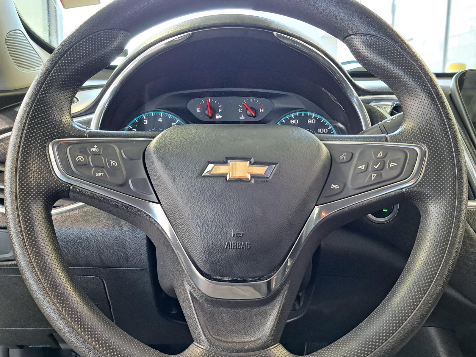 2020 Chevrolet Malibu LT Sedan 4 Dr. Front Wheel Drive mobile thumbnail 12