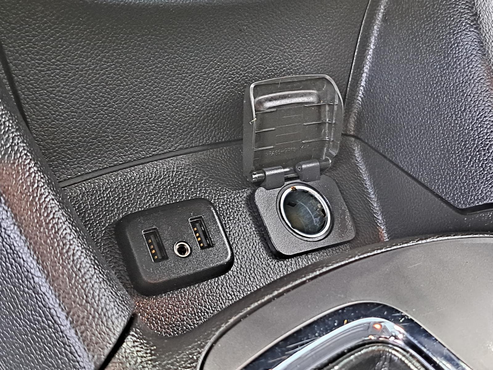 2019 Chevrolet Cruze LS Sedan 4 Dr. Front Wheel Drive 17