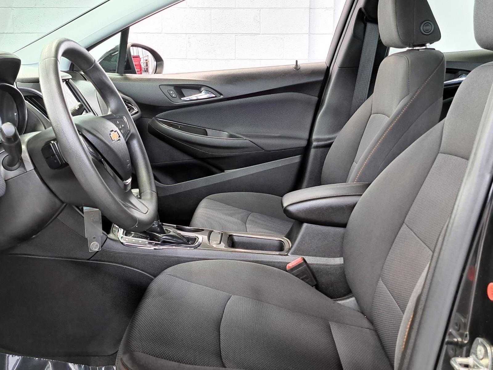 2019 Chevrolet Cruze LS Sedan 4 Dr. Front Wheel Drive 22