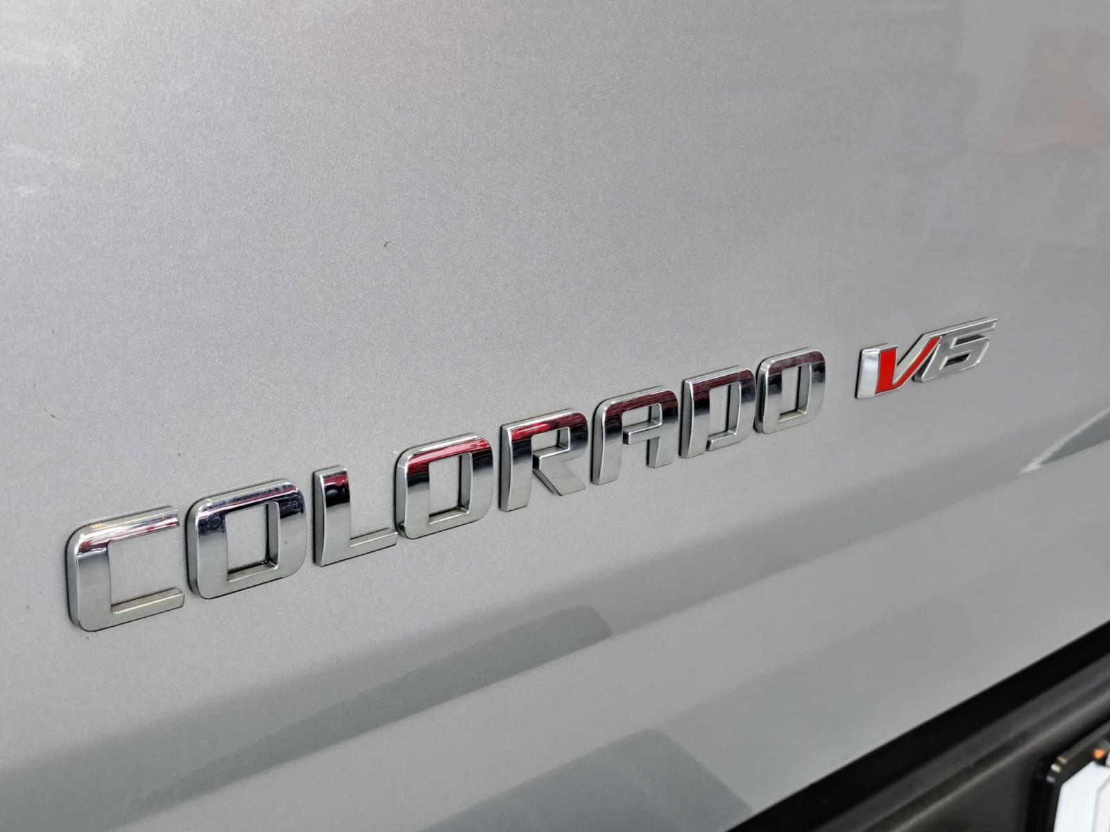 2018 Chevrolet Colorado 4WD LT Crew Cab Pickup  29