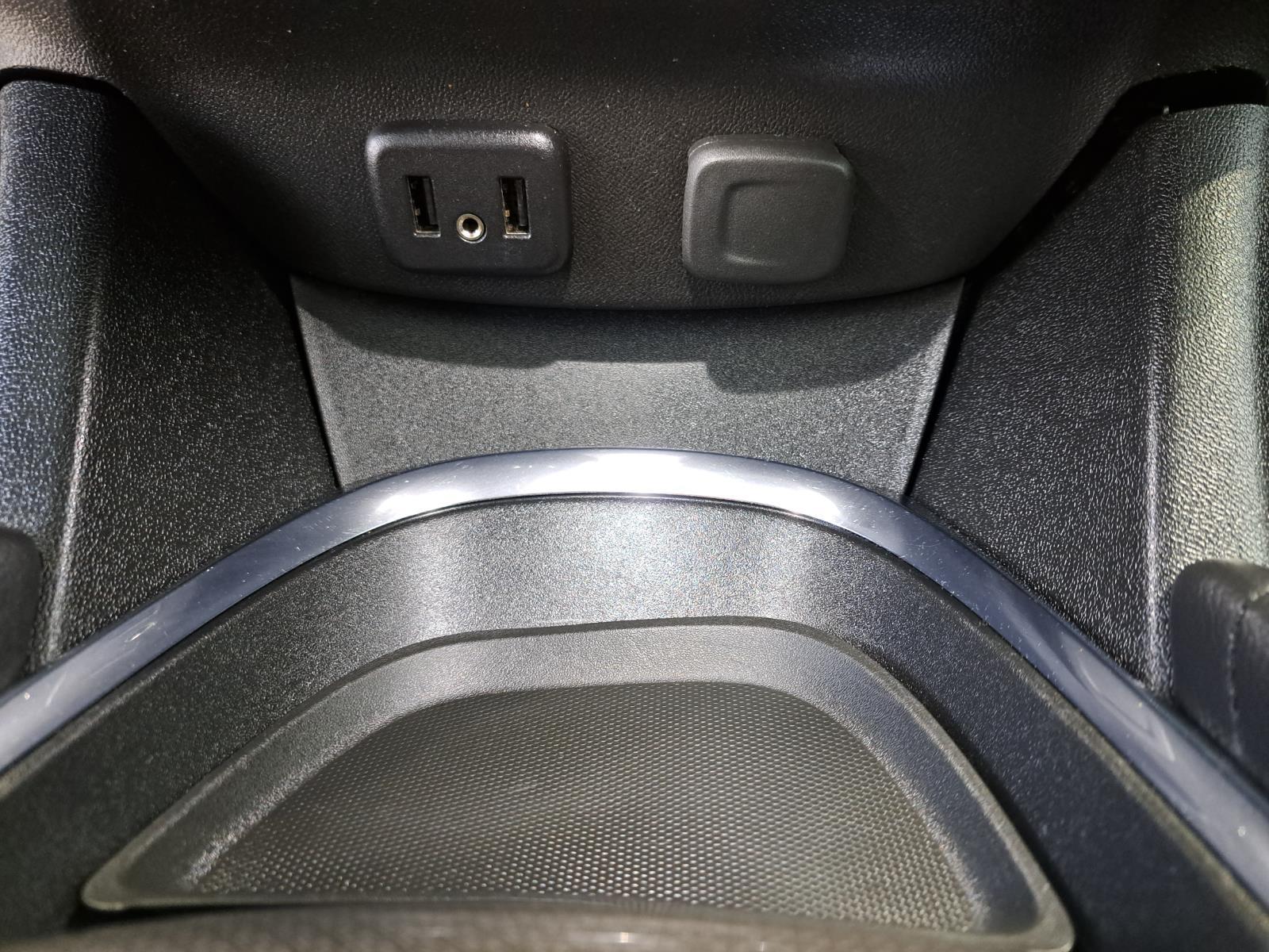 2018 Chevrolet Malibu Hybrid Sedan 4 Dr. Front Wheel Drive thumbnail 46