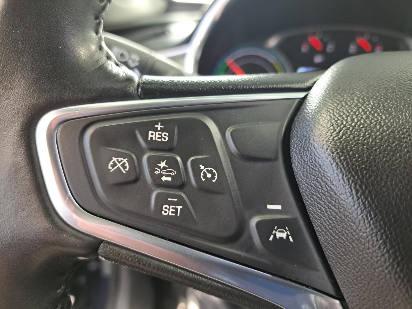 2018 Chevrolet Malibu Hybrid Sedan 4 Dr. Front Wheel Drive mobile thumbnail 18
