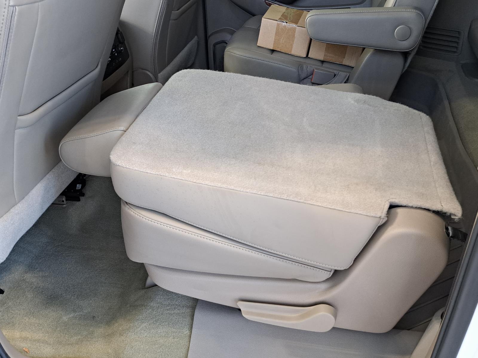 2019 Chevrolet Suburban Premier SUV Four Wheel Drive 32