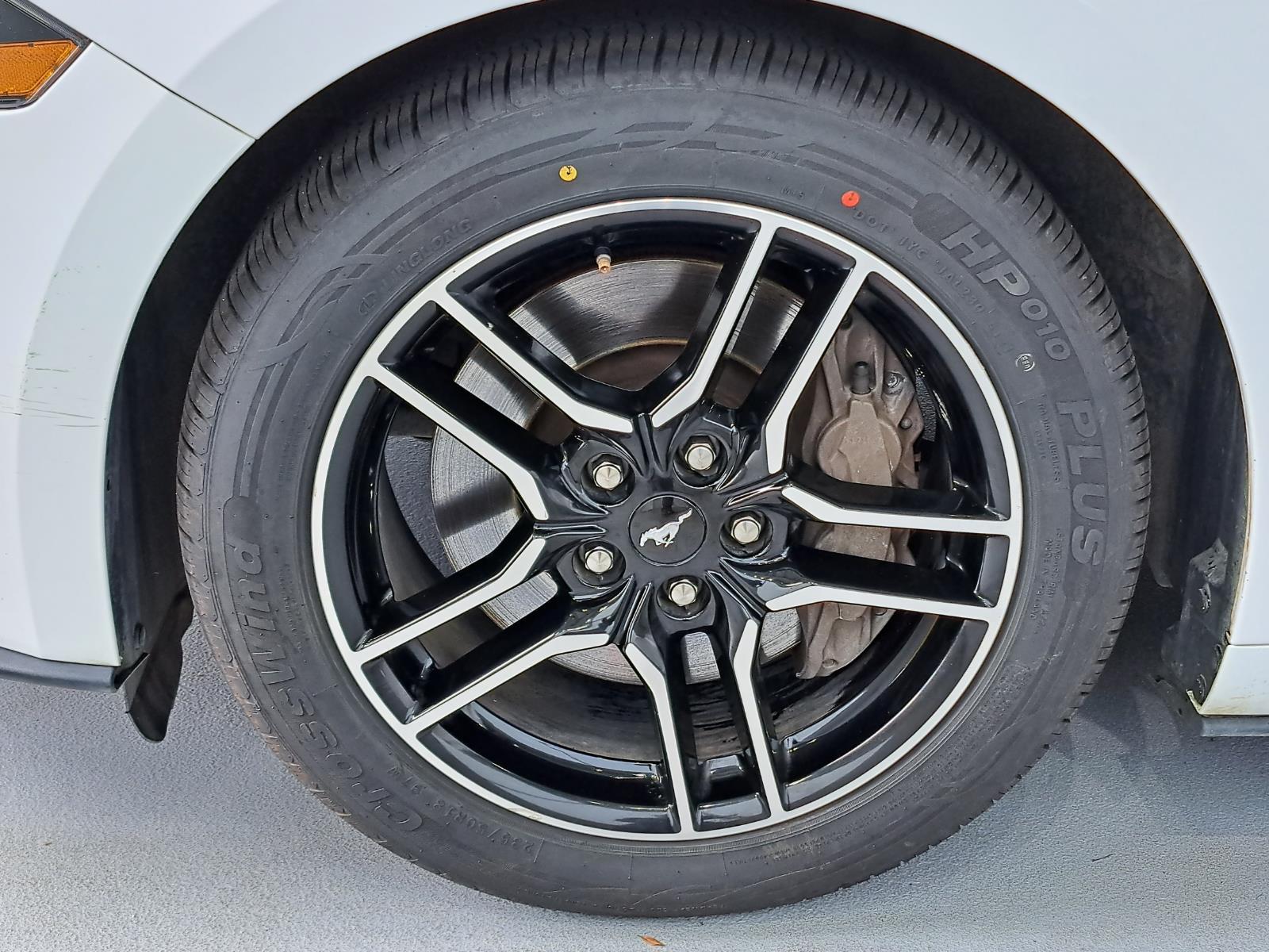 2020 Ford Mustang GT Premium Convertible Rear Wheel Drive thumbnail 52
