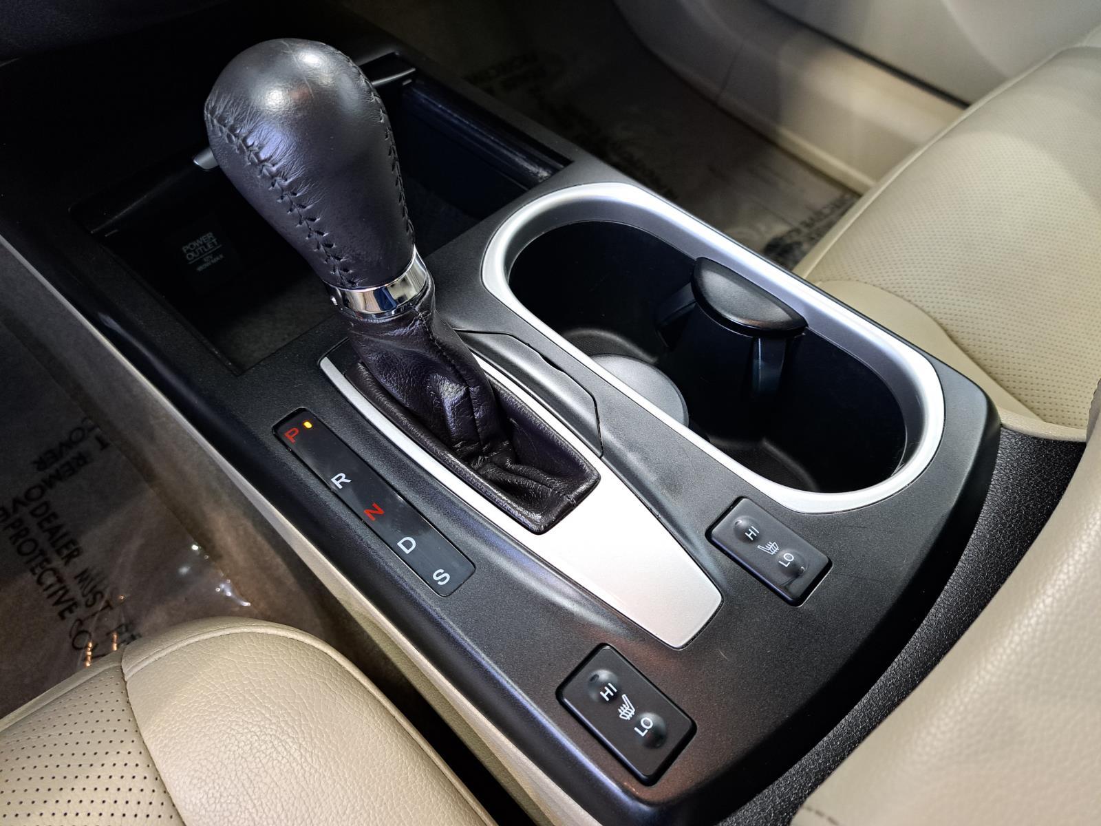 2018 Acura RDX w/Technology Pkg SUV Front Wheel Drive mobile thumbnail 16