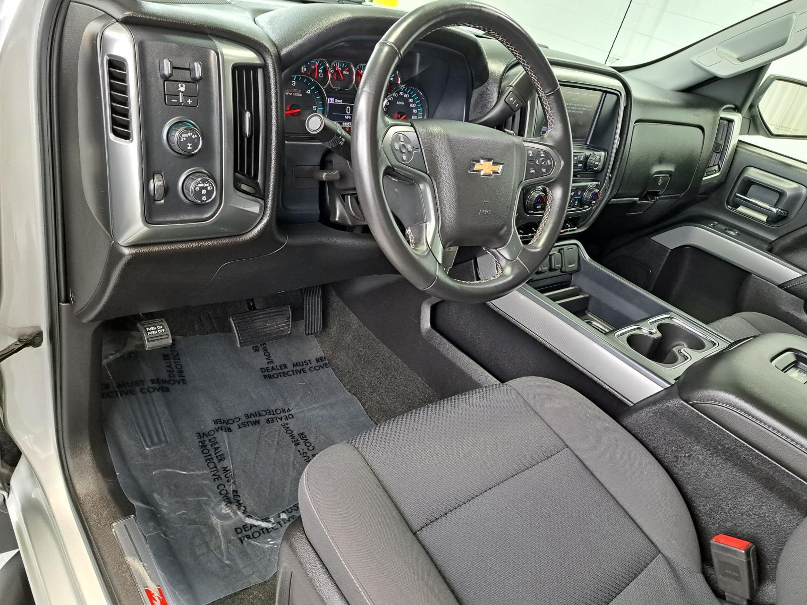 2018 Chevrolet Silverado 1500 LT Crew Cab Pickup Four Wheel Drive thumbnail 31