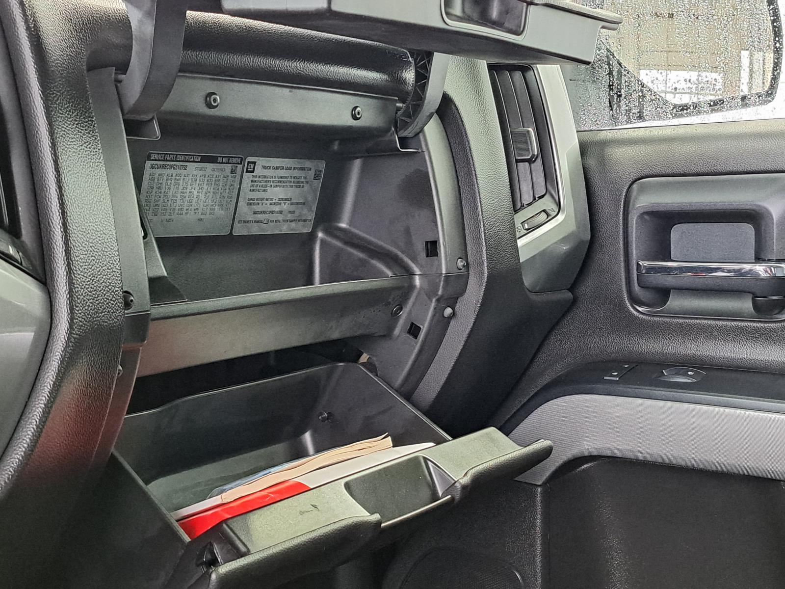 2015 Chevrolet Silverado 1500 LT Crew Cab Pickup Four Wheel Drive mobile thumbnail 18