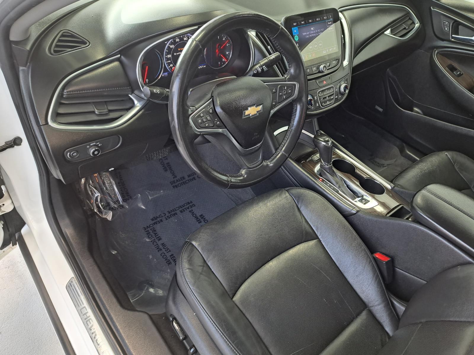 2020 Chevrolet Malibu Premier Sedan 4 Dr. Front Wheel Drive mobile thumbnail 8