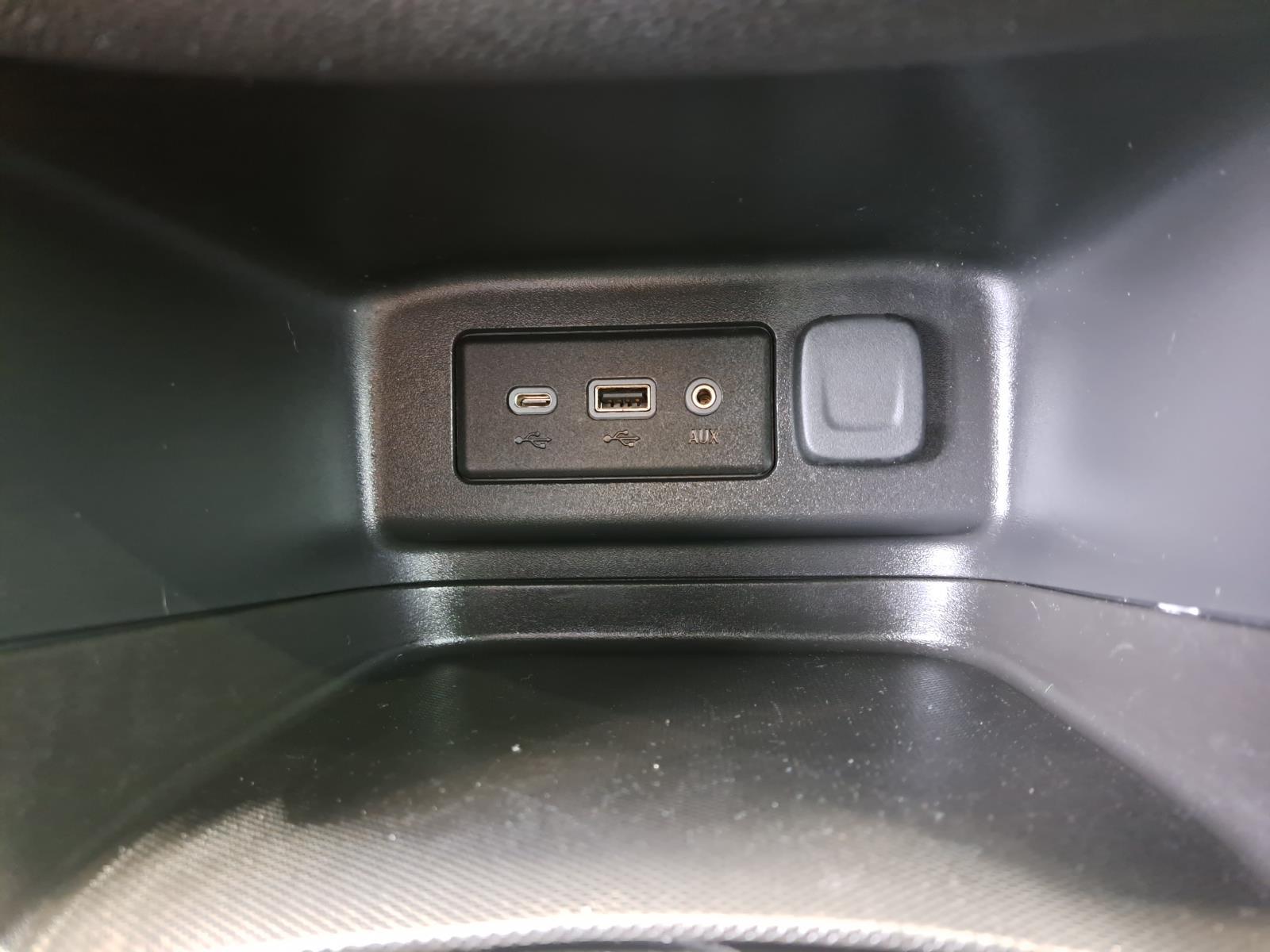 2020 Chevrolet Equinox LT SUV Front Wheel Drive 15