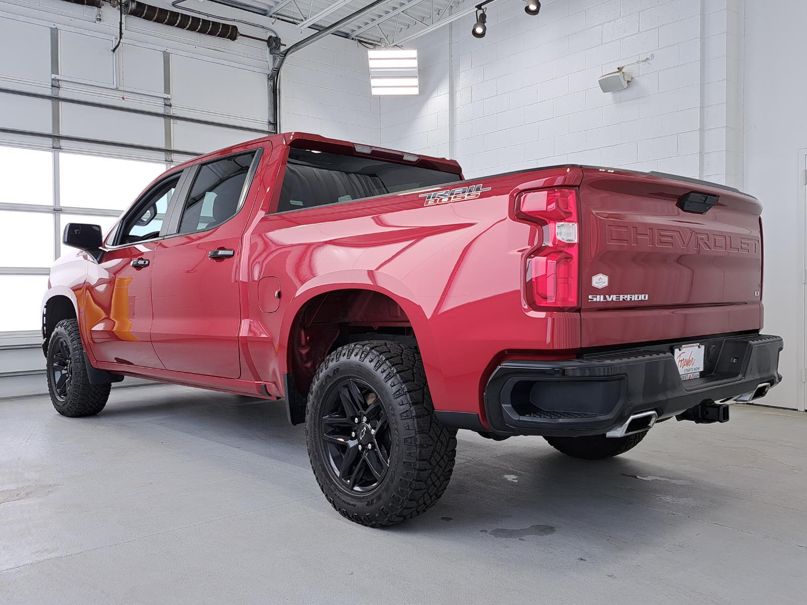 2020 Chevrolet Silverado 1500 LT Trail Boss Crew Cab Pickup Four Wheel Drive 8