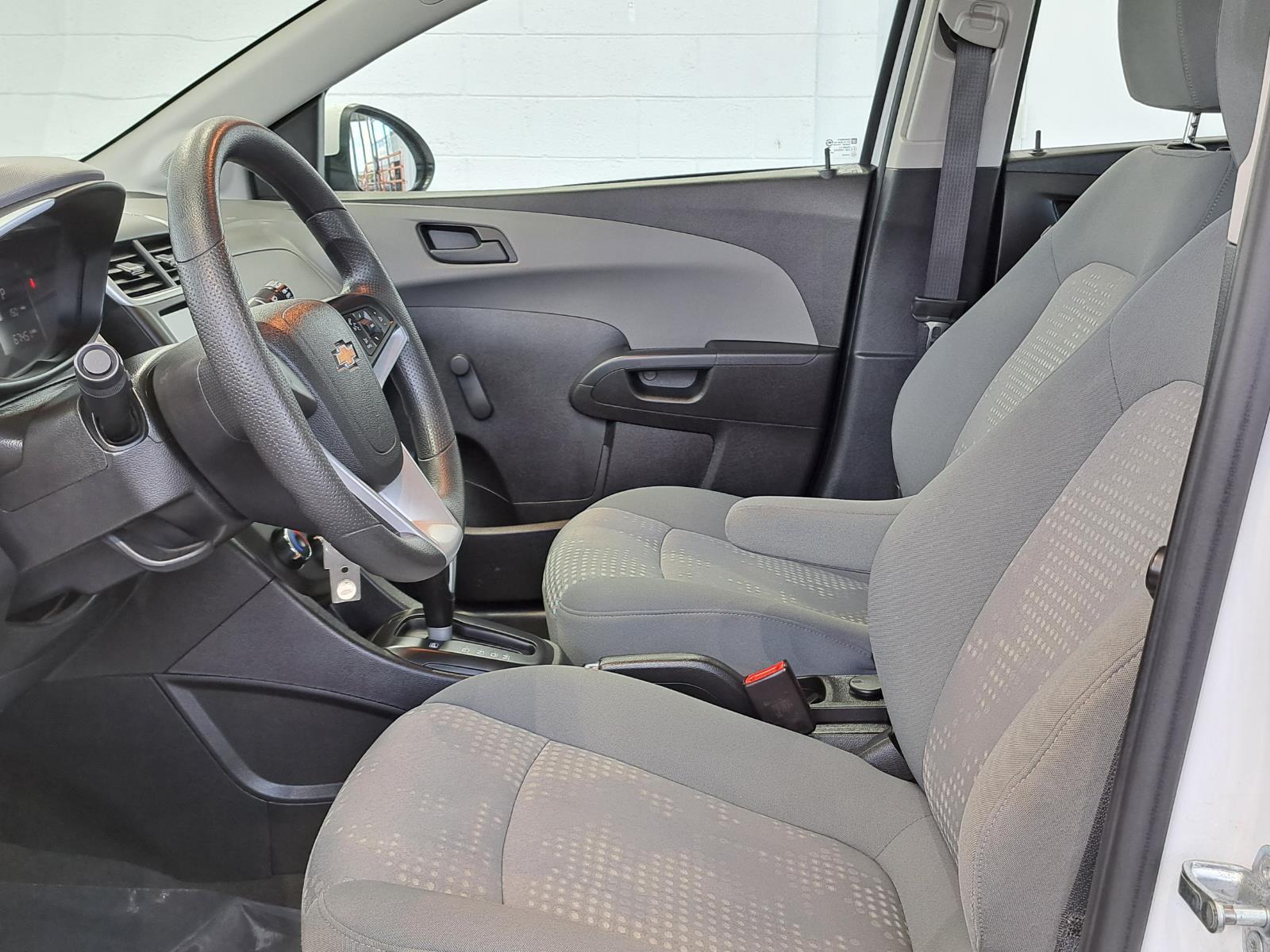 2017 Chevrolet Sonic LT Sedan 5 Dr. Front Wheel Drive thumbnail 53