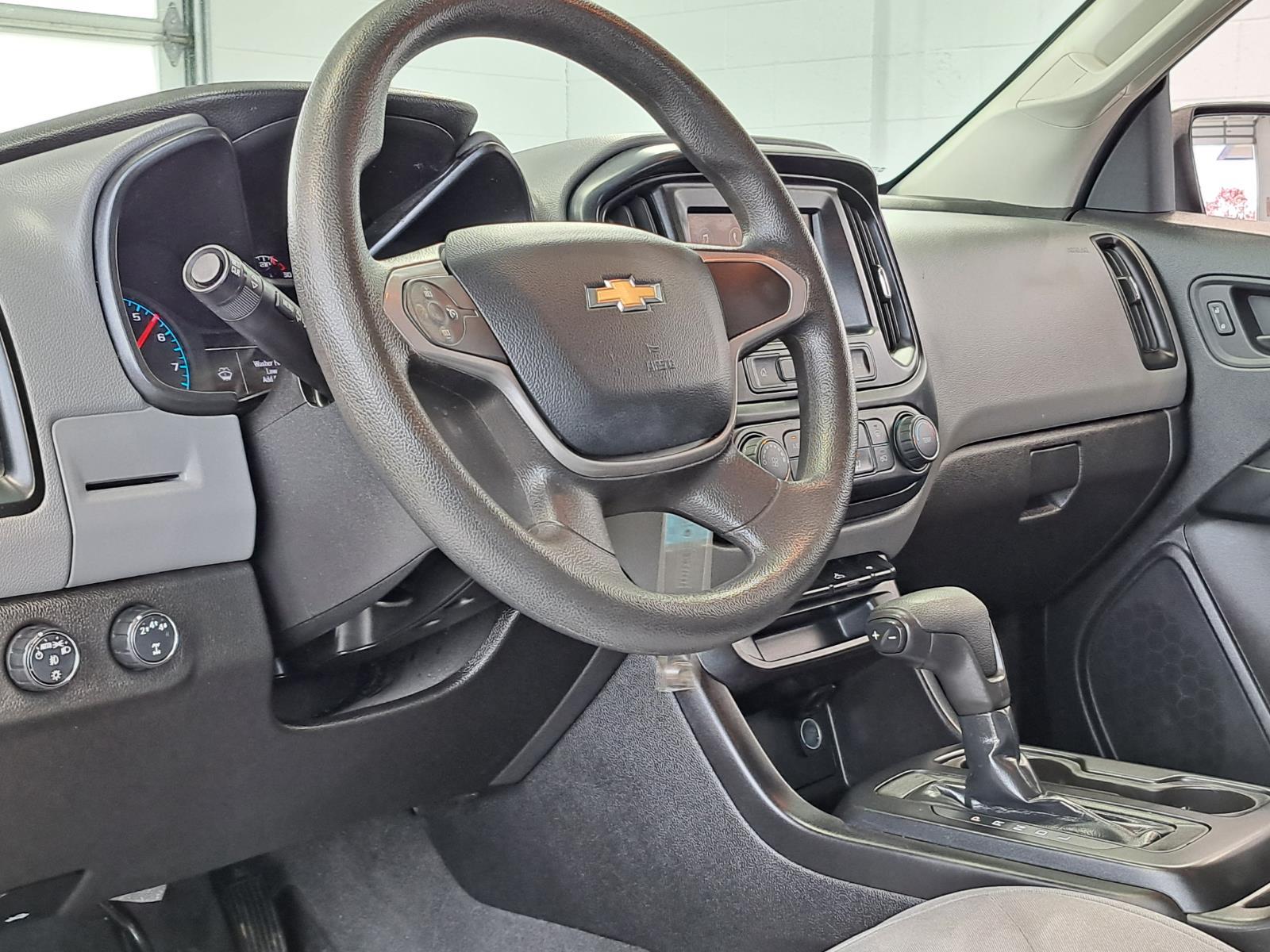2020 Chevrolet Colorado 4WD Work Truck Extended Cab Pickup  7