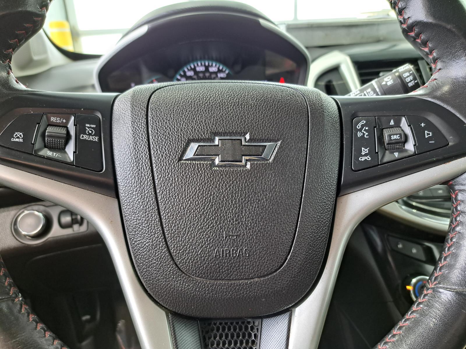 2019 Chevrolet Sonic LT Sedan 5 Dr. Front Wheel Drive mobile thumbnail 10