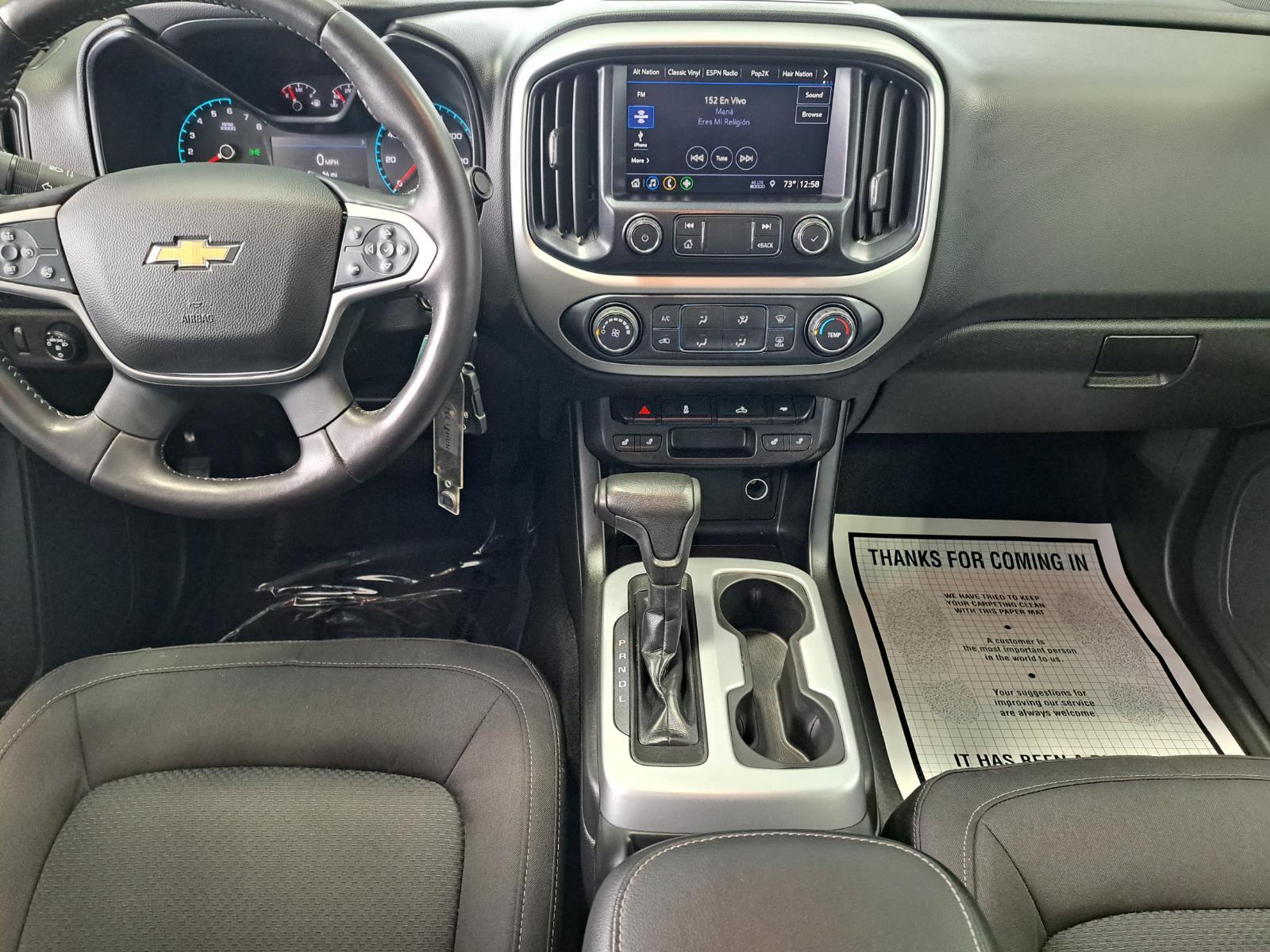 2020 Chevrolet Colorado 4WD LT Crew Cab Pickup  mobile thumbnail 8