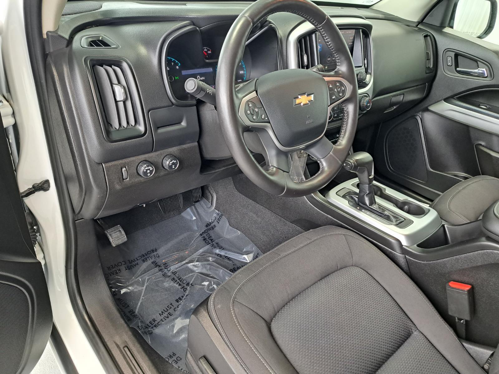 2020 Chevrolet Colorado 4WD LT Crew Cab Pickup  9