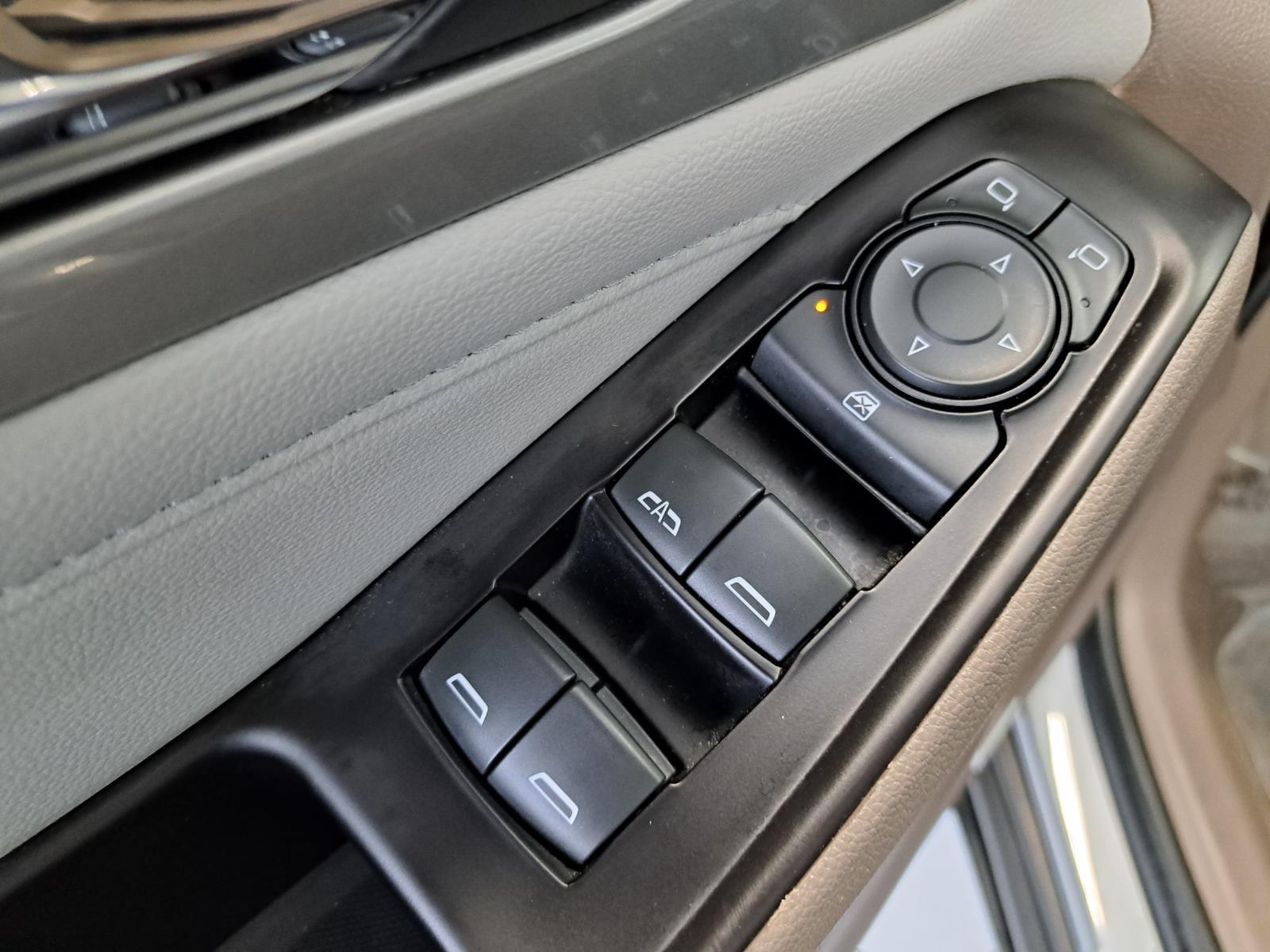 2019 Chevrolet Traverse LT Leather SUV Front Wheel Drive thumbnail 52