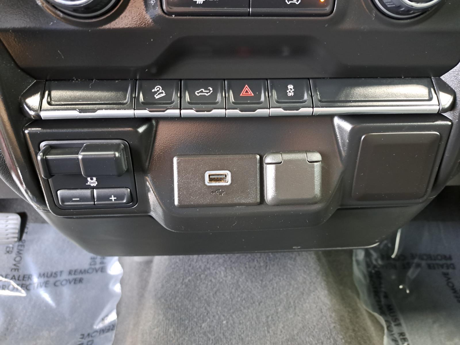 2019 Chevrolet Silverado 1500 Custom Trail Boss Double Cab Pickup Four Wheel Drive mobile thumbnail 14